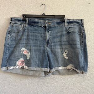 Lane Bryant Girlfriend Shorts Size‎ 26 NWT